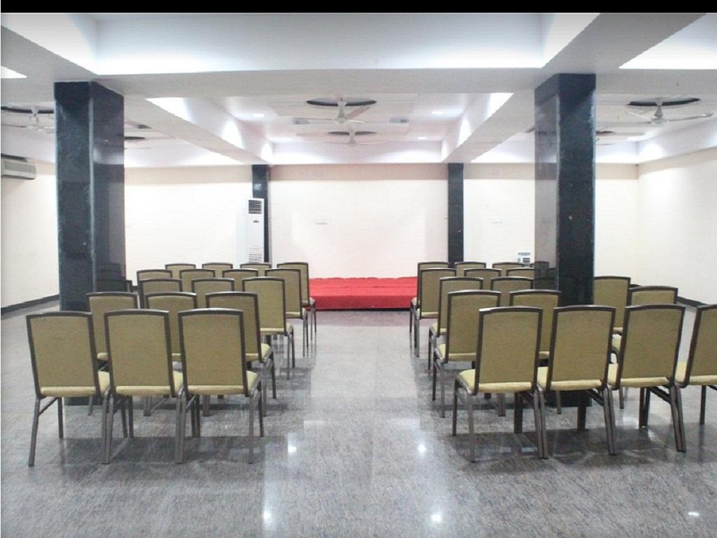 A.R Grand Hotel Visakhapatnam Exterior photo